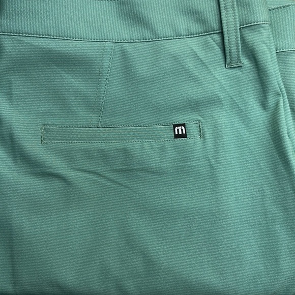 Travis Mathew • Gyoza Pant in Balsam Green - Picture 2 of 4